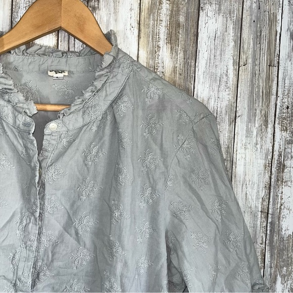 Ivy Jane Grey Floral Textured Ruffle Sleeve Blouse - Picture 3 of 5